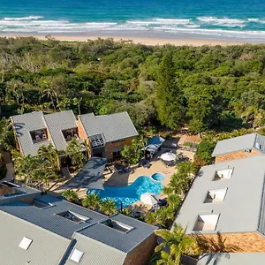 https://glen-eden-beach-resort.queenslandhotels.net
