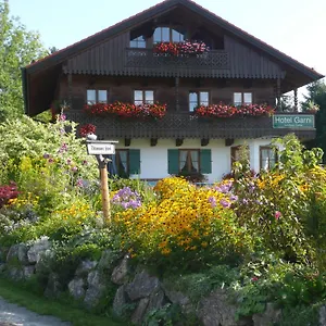 https://hotel-landhaus-caesar-garni.com-bavaria.com